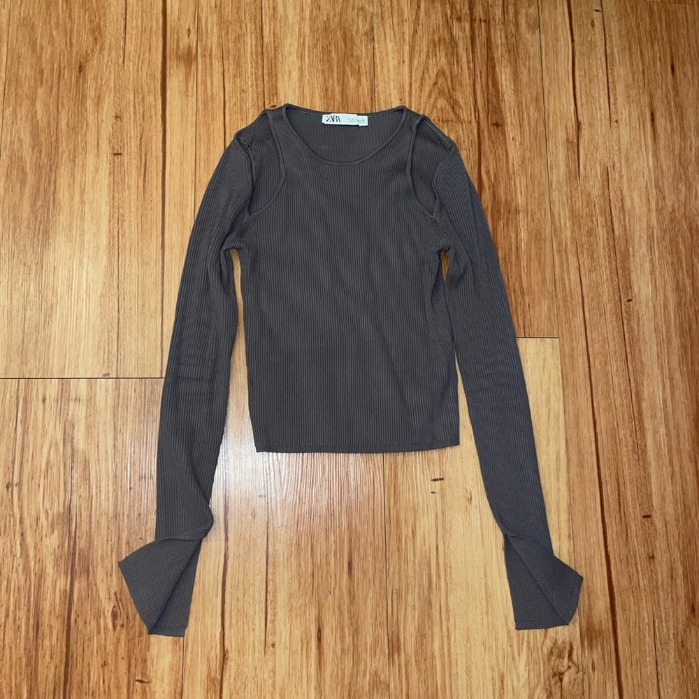 ZARA Cut Out Knit Sweater - Women’s Medium